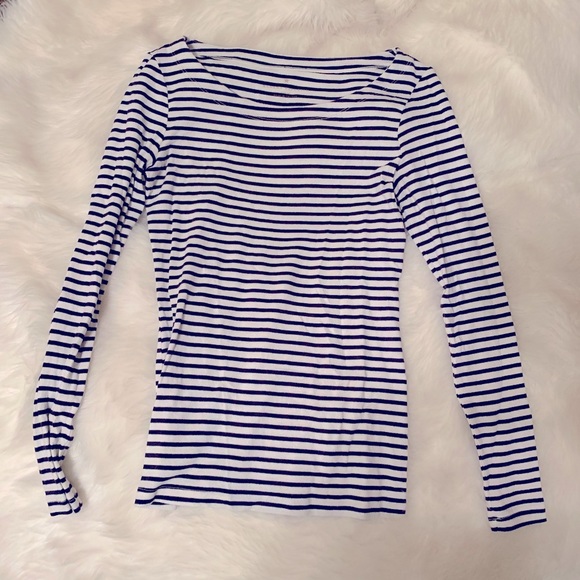 Banana Republic Boat-Neck Long Sleeve Shirt - Picture 3 of 4